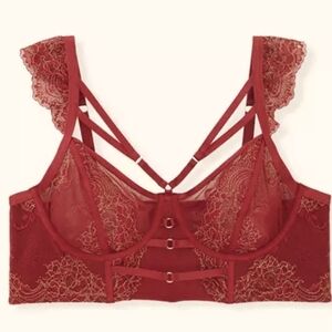 Torrid Elegant Red Lace Strappy Bralette Sz 1